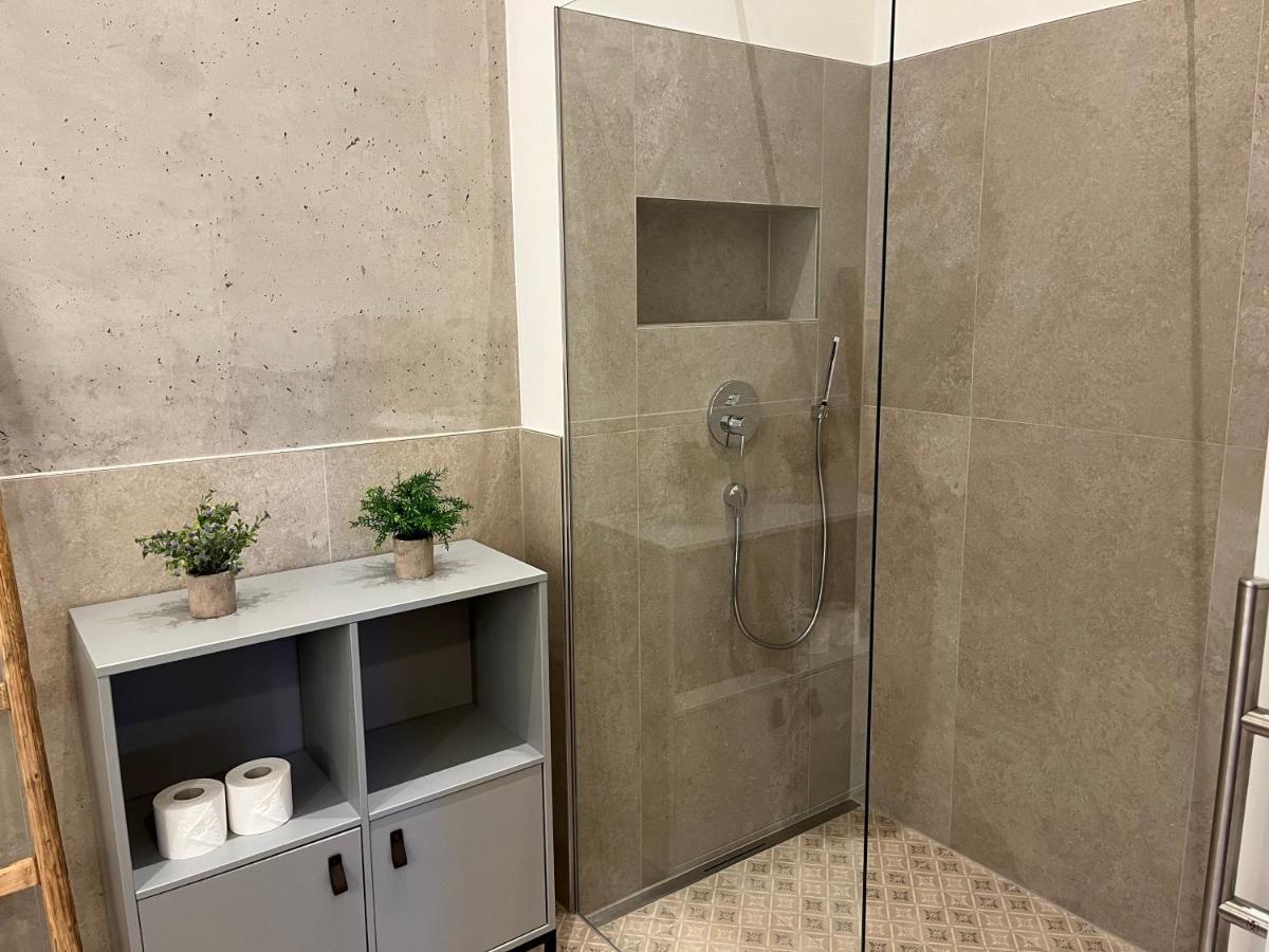 Gmunder Premium Dachgeschoss-Apartments 그문트암테게른제 외부 사진